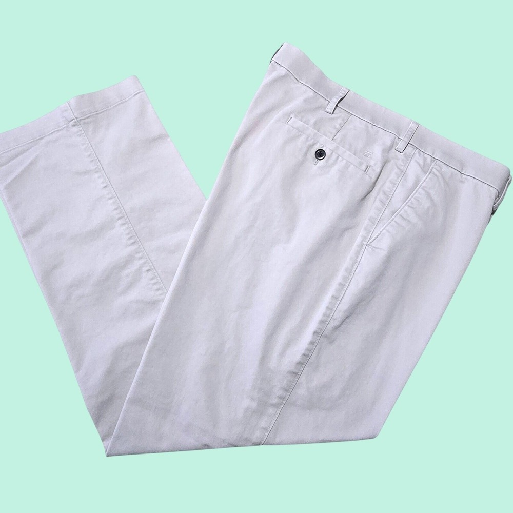 Haggar Mens 38x30 Flat Front Stretch Khaki Chino Dress Pants Straight Fit Cream